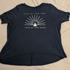 Peaceful warrior Navy flowy hi-lo graphic tees